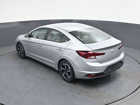 Used 2020 Hyundai Elantra SE FWD image 26