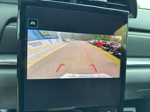 Used 2025 GMC Terrain Elevation AWD/4WD image 15
