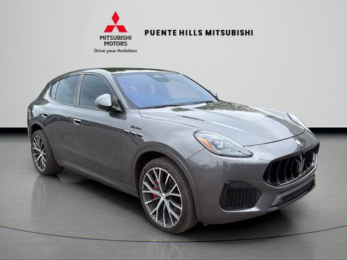 Used 2023 Maserati Grecale Modena AWD/4WD image 3