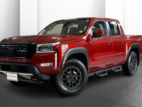 Certified 2022 Nissan Frontier PRO-4X w/ Pro-4X Premium Package image 12