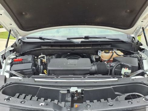 Used 2023 GMC Yukon Denali RWD image 40