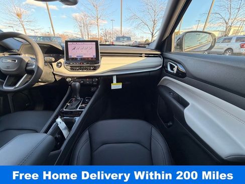 New 2026 Jeep Compass Limited w/ Sun, Sound & Navigation Group image 13