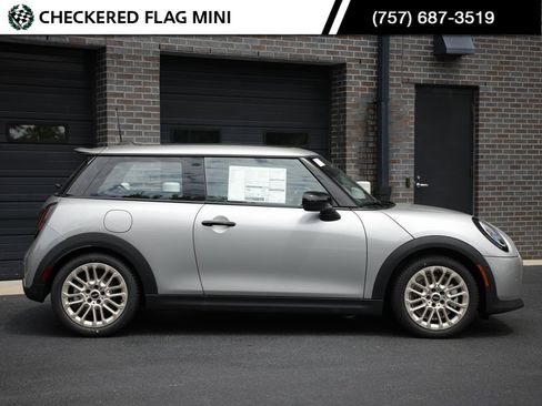 Used 2025 MINI Cooper S image 4
