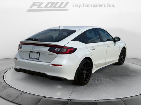 Certified 2024 Honda Civic Sport image 9