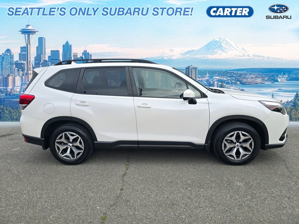 Certified 2023 Subaru Forester Premium AWD/4WD image 3