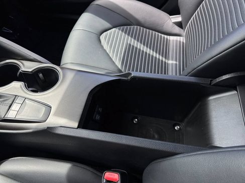 Certified 2023 Toyota Camry SE FWD image 31