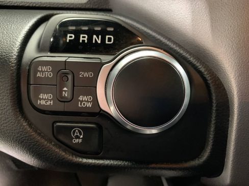 Used 2019 RAM 1500 Big Horn AWD/4WD image 25