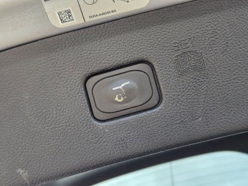 Used 2020 Ford Edge Titanium w/ Equipment Group 301A image 32