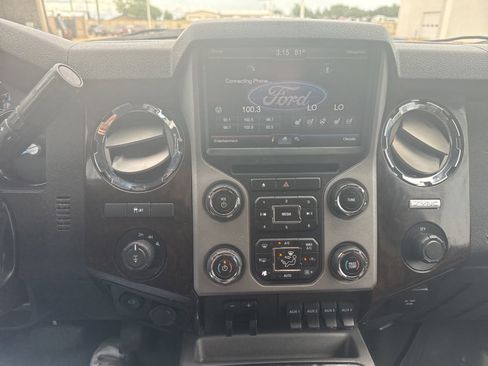 Used 2015 Ford F250 Platinum AWD/4WD image 11