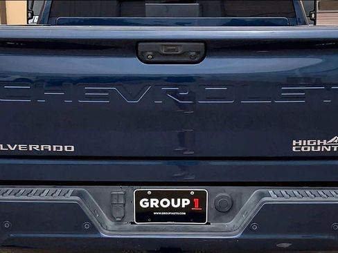 Used 2020 Chevrolet Silverado 2500 High Country w/ Z71 Off-Road Package AWD/4WD image 31