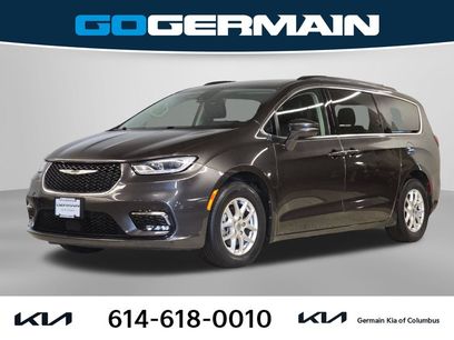 Used 2022 Chrysler Pacifica Touring-L
