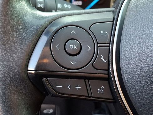 Used 2020 Toyota RAV4 XSE image 17