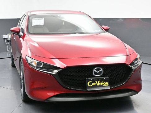 Used 2020 MAZDA MAZDA3 AWD Hatchback w/ Preferred Pkg image 4
