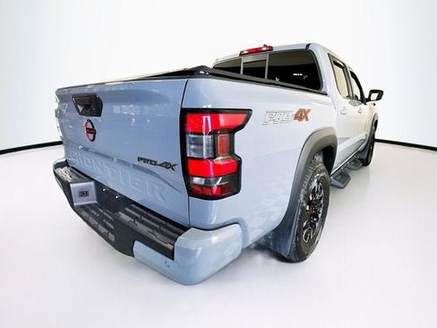 Used 2022 Nissan Frontier PRO-4X w/ Technology Package AWD/4WD image 5