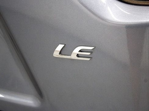 Used 2024 Toyota Corolla LE FWD image 34