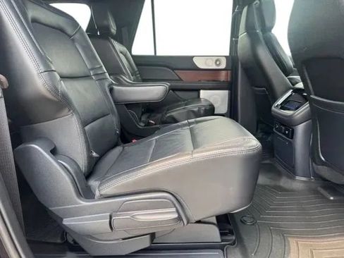 Used 2023 Lincoln Navigator L Reserve AWD/4WD image 17