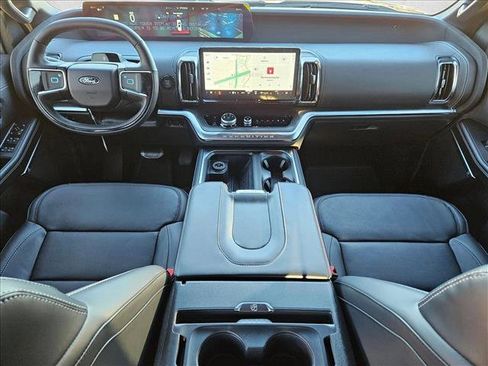 New 2025 Ford Expedition Max Platinum w/ Stealth Appearance Package image 15