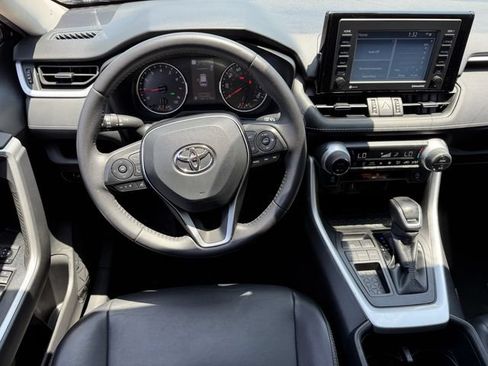 Used 2022 Toyota RAV4 XLE Premium FWD image 13