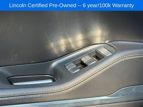 Used 2025 Lincoln Navigator Reserve AWD/4WD image 27