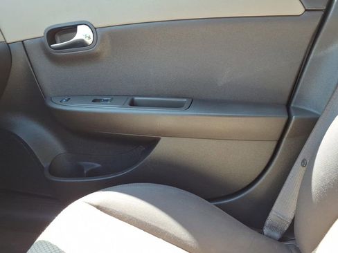 Used 2009 Chevrolet Malibu LS FWD image 24