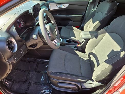 Used 2024 Kia Forte LXS FWD image 13