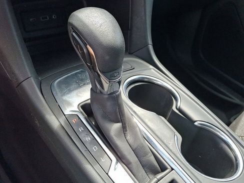 Used 2024 Chevrolet Equinox LT w/ LPO, Floor Liner Package image 15