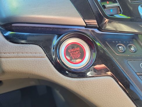 Used 2019 Honda Odyssey Elite image 30