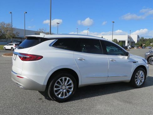 Used 2021 Buick Enclave Premium w/ Surround and Sites Package image 6