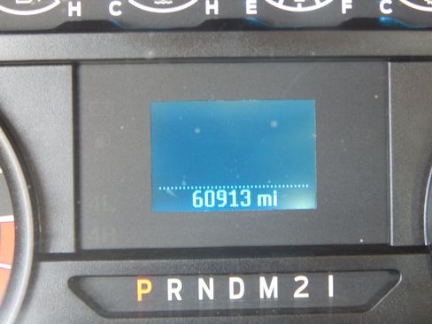 Used 2022 Ford F250 XL w/ Power Equipment Group RWD image 26
