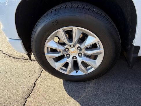 Used 2026 Chevrolet Silverado 1500 Custom image 6