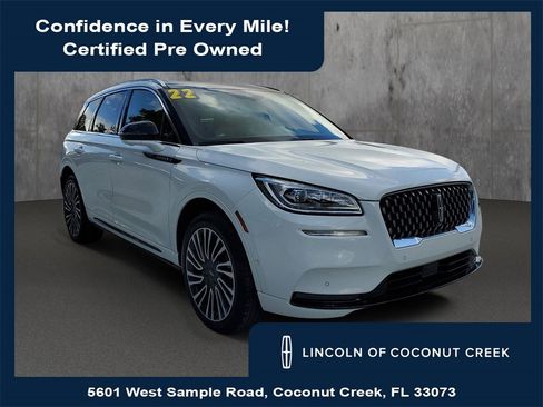 Used 2022 Lincoln Corsair Grand Touring w/ Elements Technology Bundle image 1