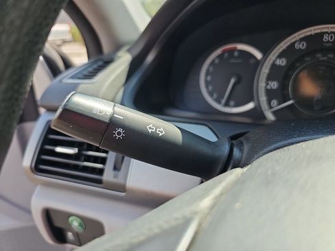 Used 2013 Honda Accord LX image 29