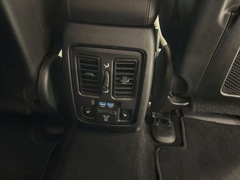Used 2025 Dodge Durango R/T AWD/4WD image 28
