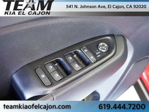 Used 2022 Hyundai Venue SEL w/ Cargo Package FWD image 24