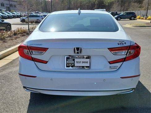 Used 2021 Honda Accord Touring image 5