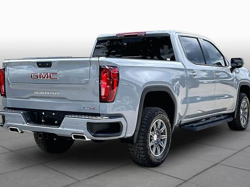 Used 2024 GMC Sierra 1500 AT4 w/ AT4 Premium Package AWD/4WD image 13