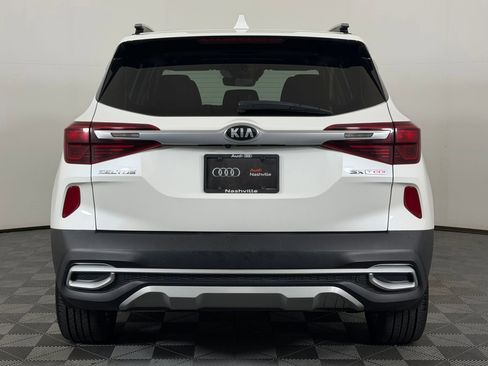 Used 2021 Kia Seltos SX w/ SX Sunroof Package AWD/4WD image 10