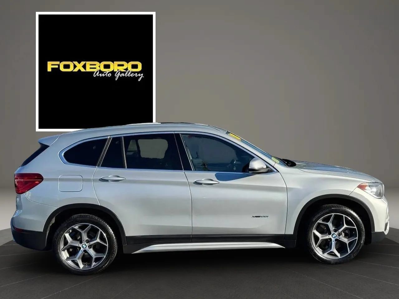 Used 2018 BMW X1 xDrive28i AWD/4WD image 4