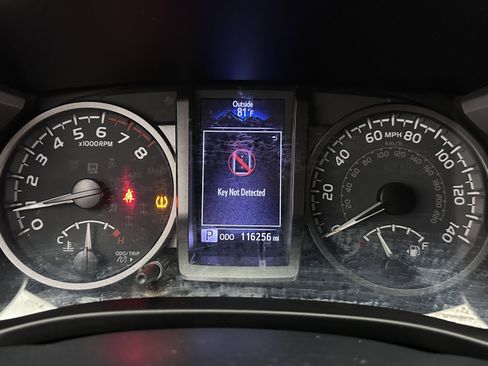 Used 2020 Toyota Tacoma TRD Sport RWD image 14