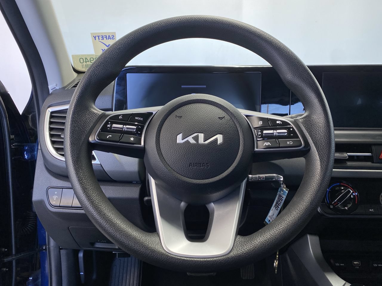 Certified 2026 Kia Seltos LX AWD/4WD image 21