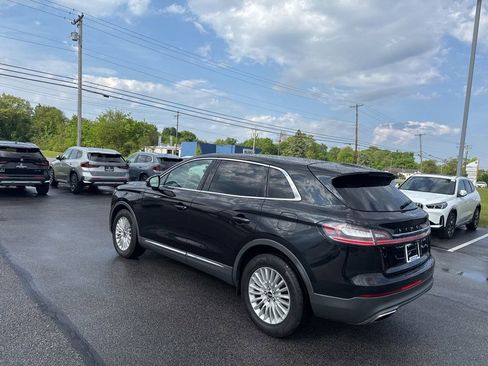 Used 2019 Lincoln Nautilus FWD image 5