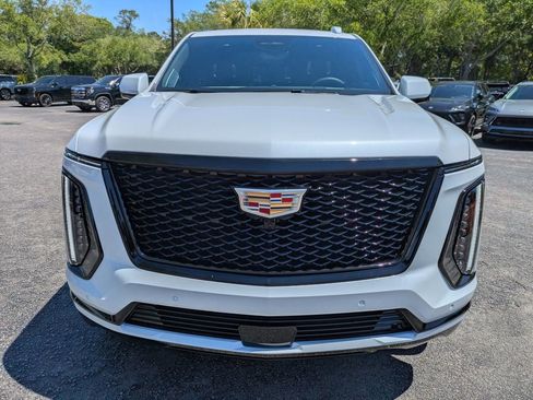 New 2026 Cadillac Escalade Sport w/ Touring Package AWD/4WD image 9