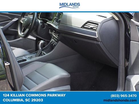Used 2024 Volkswagen Jetta SE FWD image 20