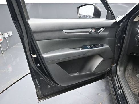 Used 2018 MAZDA CX-5 Sport FWD image 11