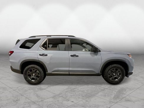 New 2026 Honda Pilot TrailSport image 8