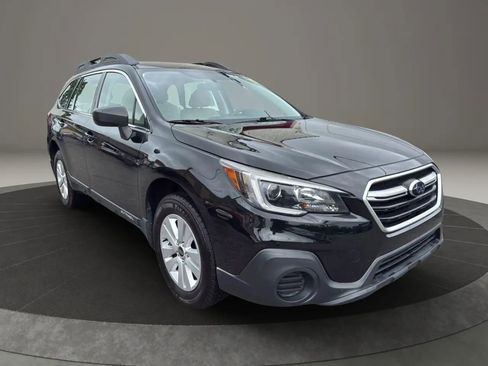 Used 2018 Subaru Outback 2.5i image 3