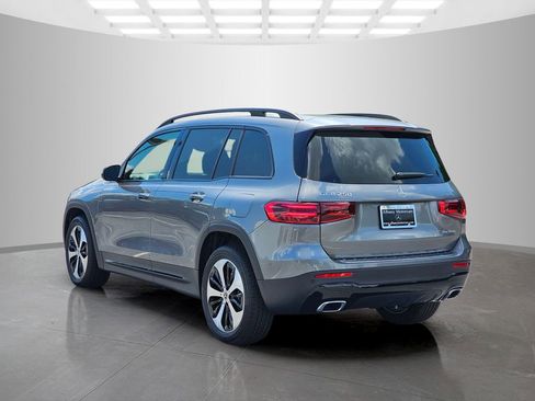 Used 2026 Mercedes-Benz GLB 250 image 4