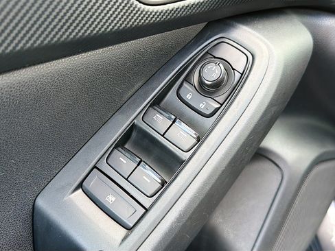 Used 2024 Subaru Crosstrek 2.0i AWD/4WD image 7