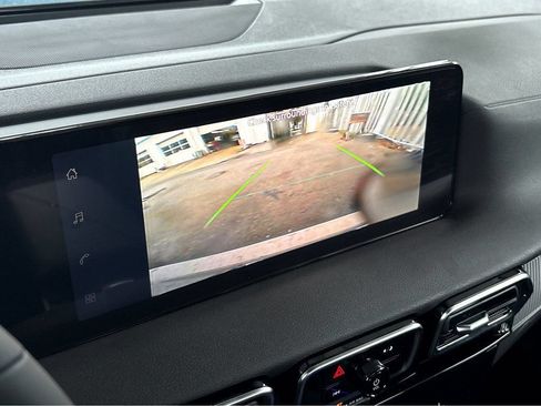 New 2026 Nissan Sentra SV w/ SV Convenience Package FWD image 9