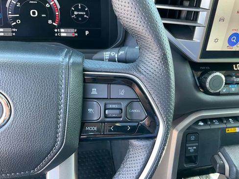Used 2024 Toyota Tundra Limited AWD/4WD image 13